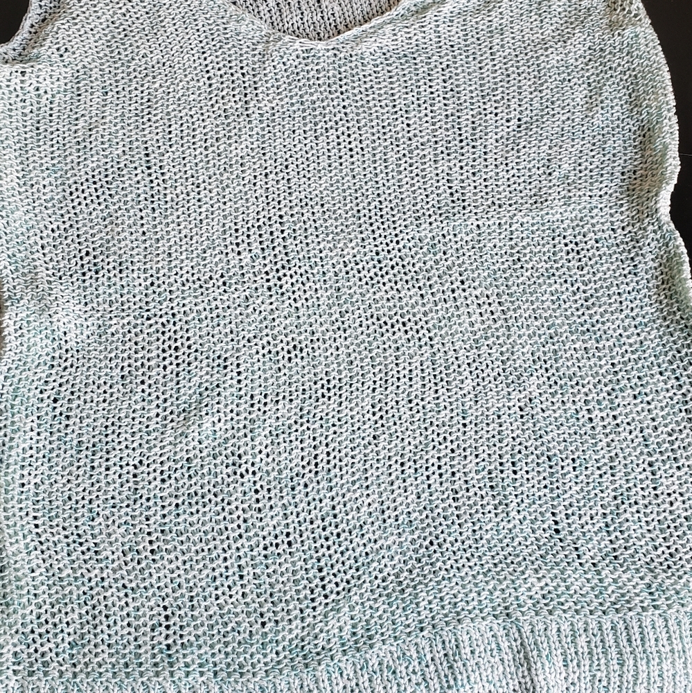 Knit sleeveless sweater